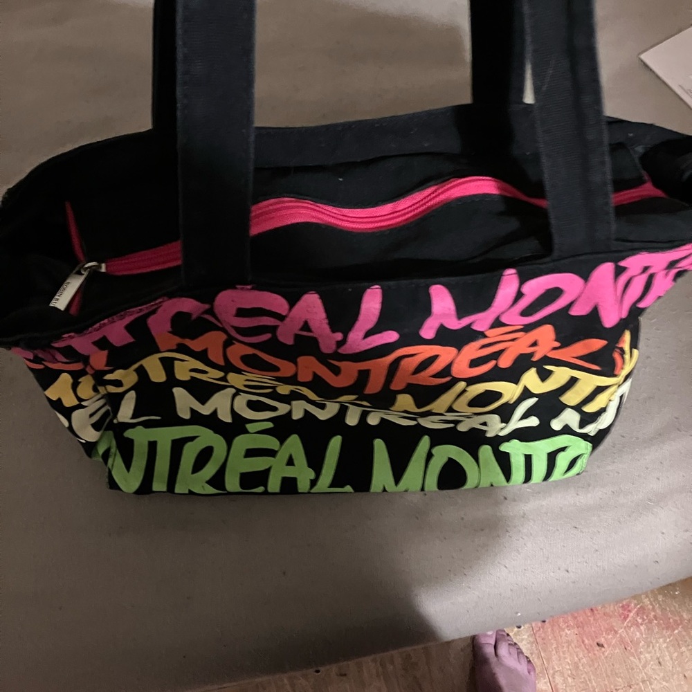 Robin Ruth Multicolor Montreal Tote Bag - Picture 3 of 5